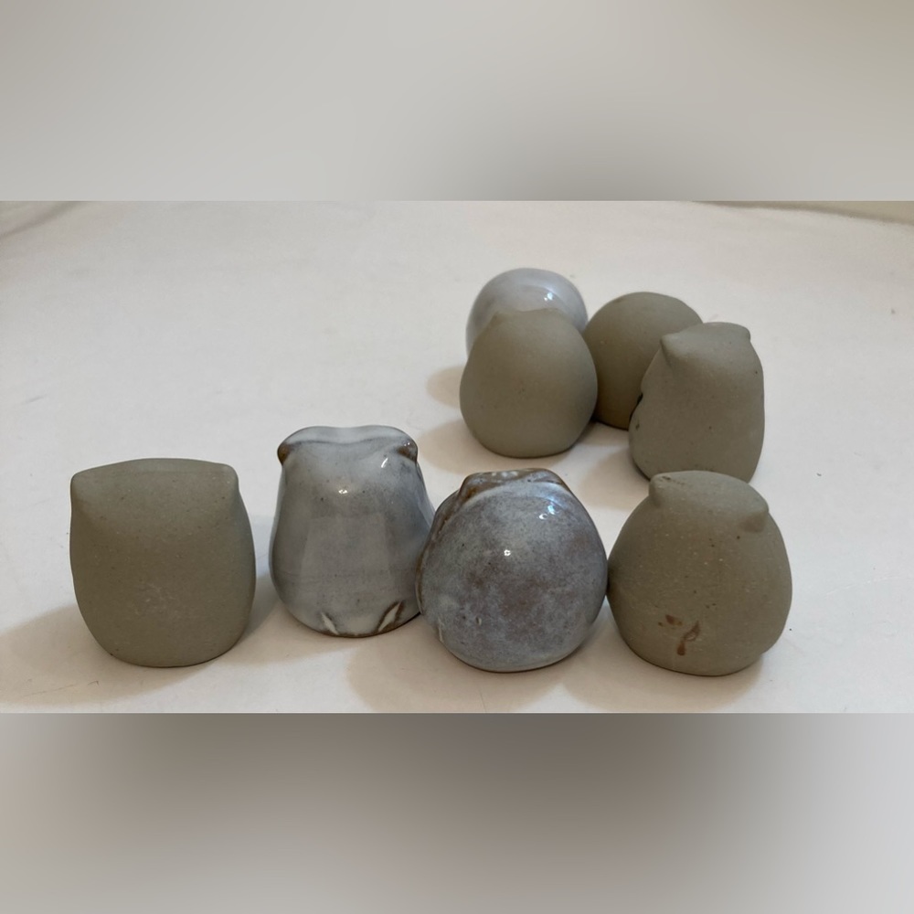 Set of 8 ceramic miniature owls - Picture 6 of 8